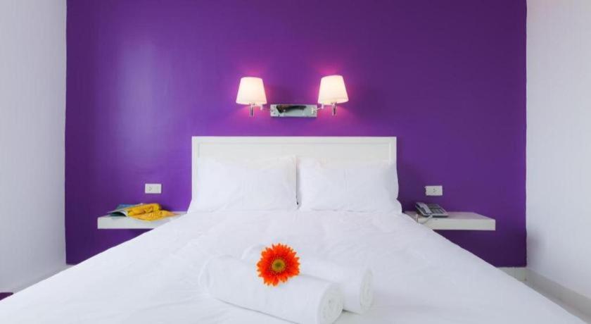 Hotel Zing Phnom Pen Exterior foto