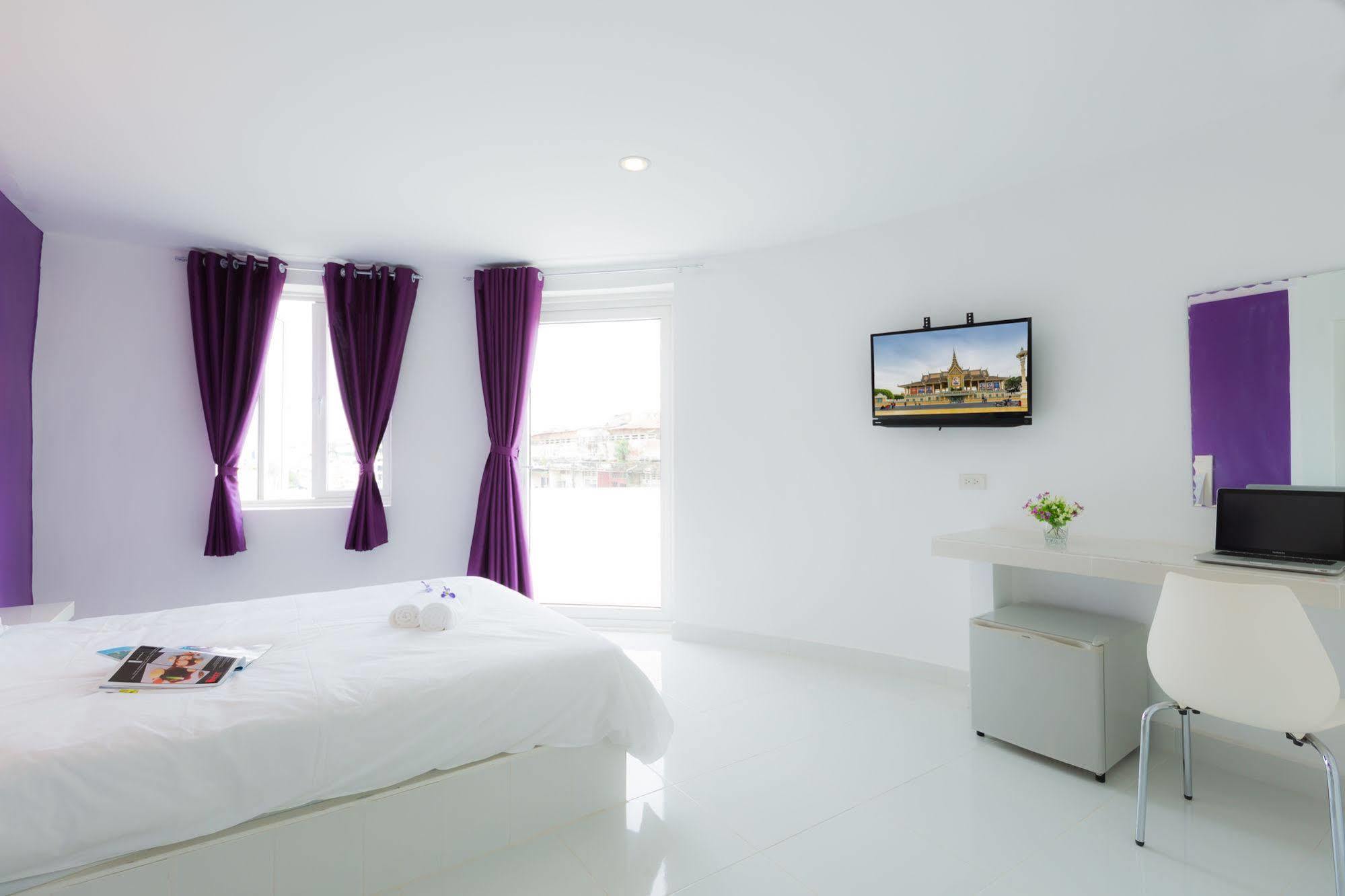 Hotel Zing Phnom Pen Exterior foto